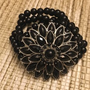 Black & silver 5 strand stretch bracelet